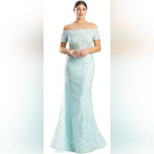 Alexander By Daymor NWT Mist Green Beaded Maxi Gown Dress Size 6 #1765